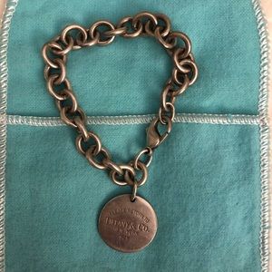 Tiffany & Co Classic “Return To” Bracelet